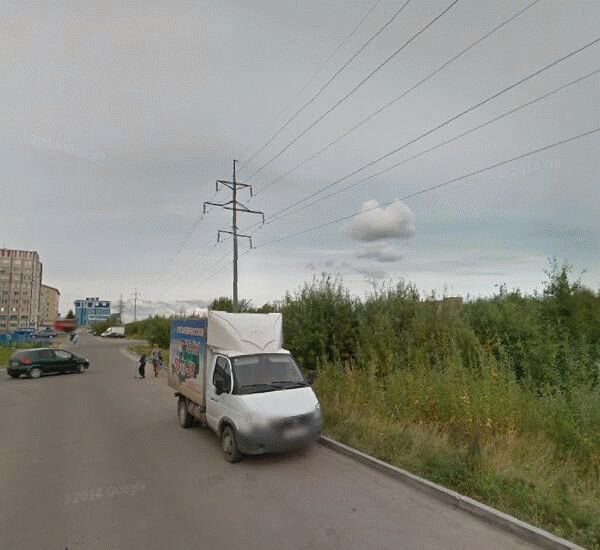 Банкомат Ханты-Мансийского Банка по адресу улица Маяковского 47/1